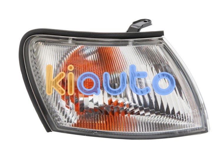 Piloto delantero toyota carina 1995-1997 blanco / derecho OE 8151005010
