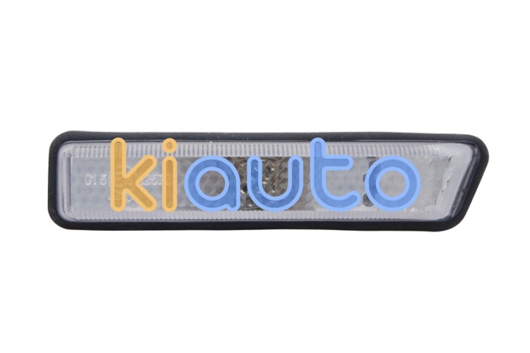 Piloto lateral bmw x5 (e53) 2004-2006 blanco / derecho OE 63132492180 / 63137164492 / 2492180