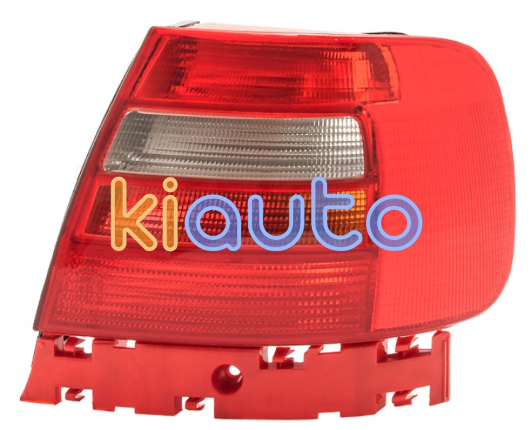 Piloto trasero audi a4 1997-1999 derecho OE 8D0945112A