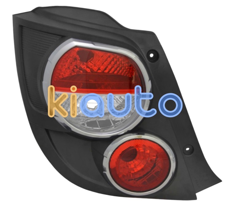 Piloto trasero chevrolet aveo 2011-2016 3/5 puertas / base negra / embellecedor cromado / izquierdo OE 95470358