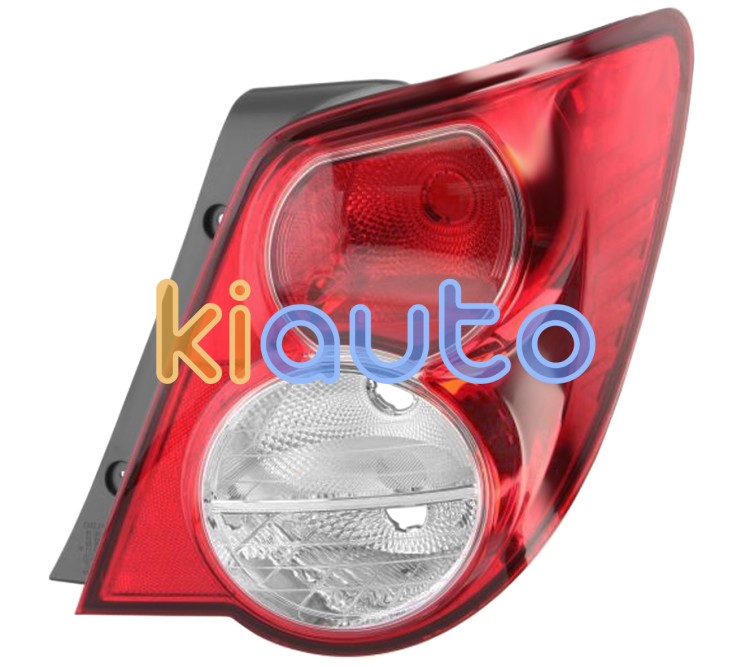 Piloto trasero chevrolet aveo 2011-2016 4 puertas / derecho OE 96830976