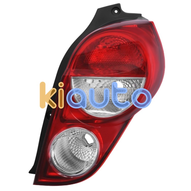 Piloto trasero chevrolet spark 2013-2015 derecho OE 95214444