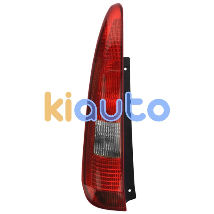 Piloto trasero ford fusion 2002-2005 izquierdo OE 1218034 / 1324567 / 2N11-13A603-BG