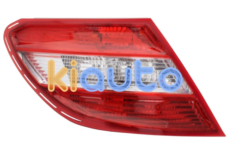 Piloto trasero mercedes clase c (w204) 2007-2011 sedan / izquierdo OE A2048200164 / A2049068302 / 2048200164