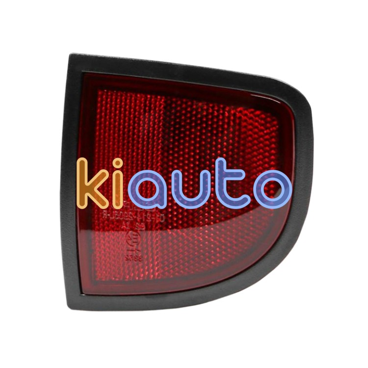 Piloto trasero mitsubishi l200 2010-2015 parachoques trasero / catadioptrico / derecho OE 8355A016