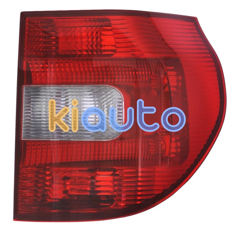 Piloto trasero skoda yeti 2009-2013 derecho OE 5L0945112