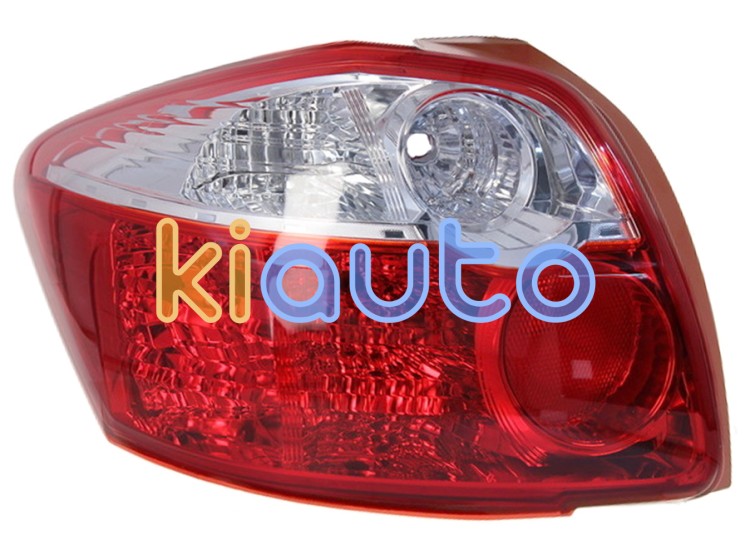 Piloto trasero toyota auris 2010-2013 izquierdo OE 81561-02550