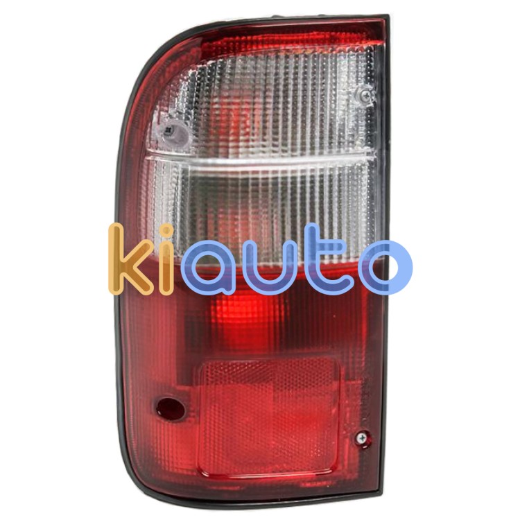 Piloto trasero toyota hilux 2002-2004 izquierdo OE 8155035140