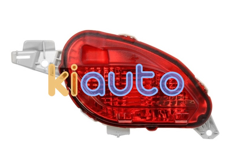 Piloto trasero toyota yaris 2014-2017 parachoques trasero / antiniebla / derecho OE 81581-0D230 / 815810D230 / 81581-0D220